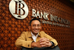 Junanto Herdiawan, Direktur Departemen Komunikasi BI: 