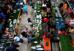 Resesi dan Komunikasi: Intensif dan Repetitif