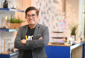 Arif Reza Fahlepi, Corporate Secretary Division Head PT Mandiri Tunas Finance: Berkomunikasi Itu Meneduhkan