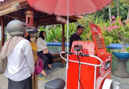 Komunikasi Digital dan Media Sosial di Tengah Tren Pedagang Keliling Kekinian