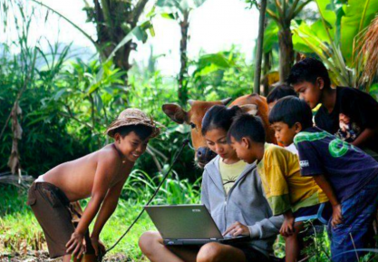 Komunikasi Inklusif: Memperkuat Kepercayaan dan Jembatan Pemersatu Indonesia di Era Digital