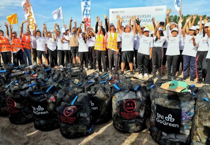 BNI Beri Dukungan Sarana Pengelolaan Sampah untuk TPS3R Sekar Tanjung di Bali