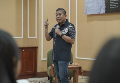 Praktisi PR Harus Cermat Agar Tidak Terjebak “Shadow Boxing”