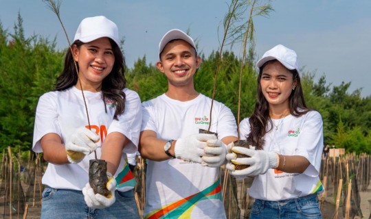 BNI Perkuat Ekosistem Pesisir Lewat Regenerasi Mangrove Teluk Pangpang