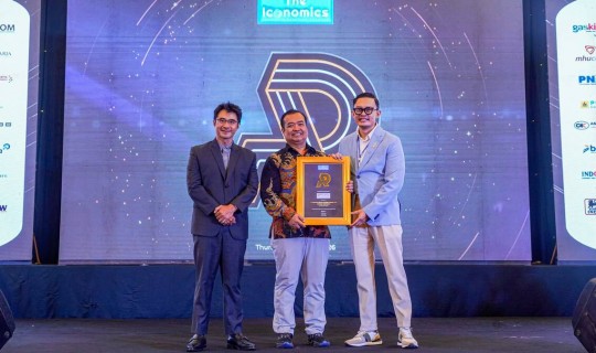 PTP Nonpetikemas Raih PR Popular Companies Awards dalam Ajang Indonesia Public Relations Summit 2026