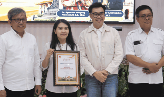Pemkot Semarang Bedah StratKom Dalam Membangun Kepercayaan Warga