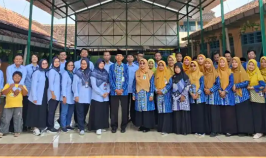 Tim PKM Ilkom UNY Bangun Pemahaman Akan Komunikasi Efektif di Kalangan Remaja