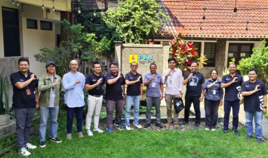 PLN Icon Plus SBU Jabar Berbagi Pemahaman Soal Energi Hijau Lewat “Media Visit”