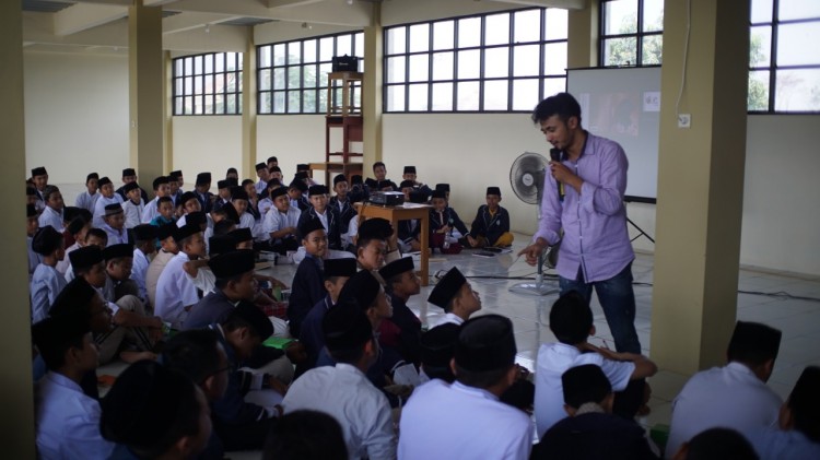 ICON PR Dorong Gen Z Tingkatkan Kompetensi Menulis
