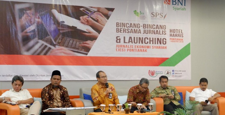 Bangun Komunitas, Dorong Industri Ekonomi Syariah