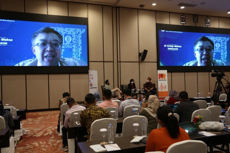 Komunikasi sebagai Instrumen Kebijakan