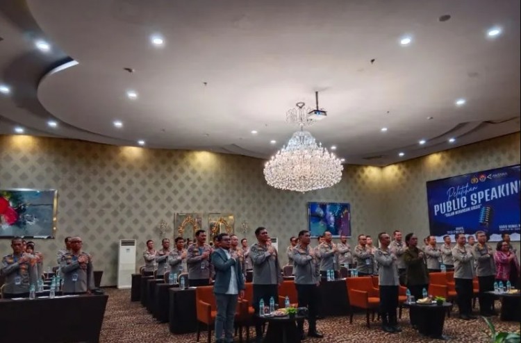 Humas Polri Tingkatkan Kemampuan “Public Speaking” saat Krisis 