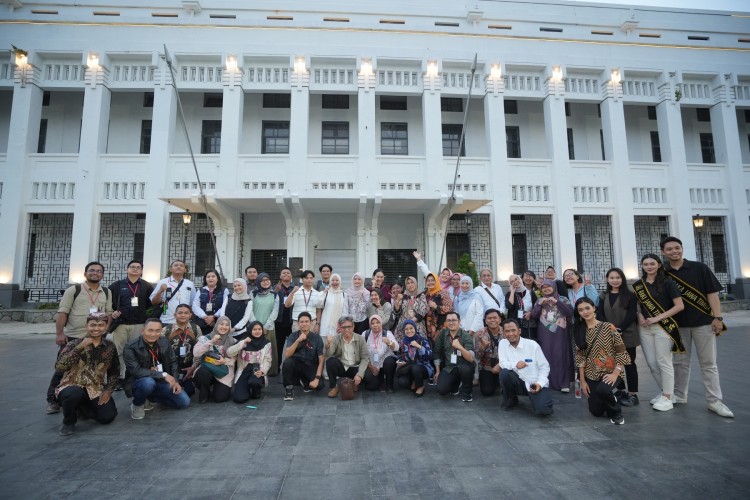 Es Siropen Legendaris Jadi Bagian Keseruan “City Tour” AHI 2025 di Surabaya