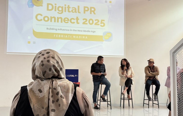 Menavigasi Tantangan PR di Tengah Ledakan Informasi dan Teknologi 