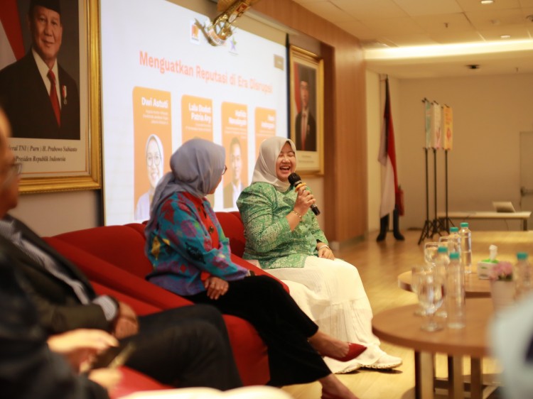 Menyoal Kesiapan Lulusan PR Untuk Terjun ke Industri 