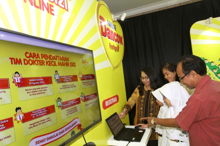 Tingkatkan Gizi, Nestlé Luncurkan DKMG Versi “On-line”