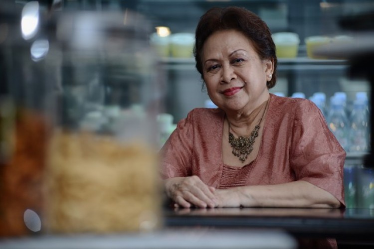 Maria Wongsonagoro, PR INDONESIA Guru: 