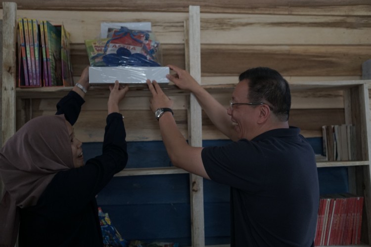 Turun Langsung Pijarkan Ilmu  