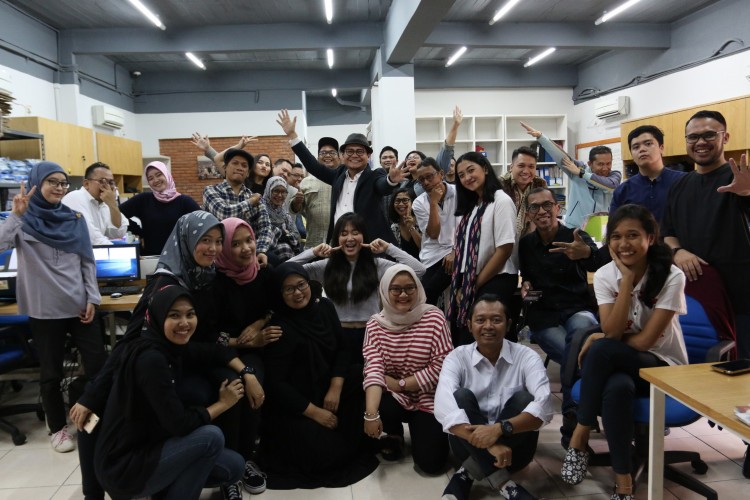 Temui IMOGEN di Kantor Baru