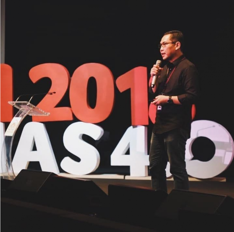 Kiat Hadapi Tantangan Era Digital