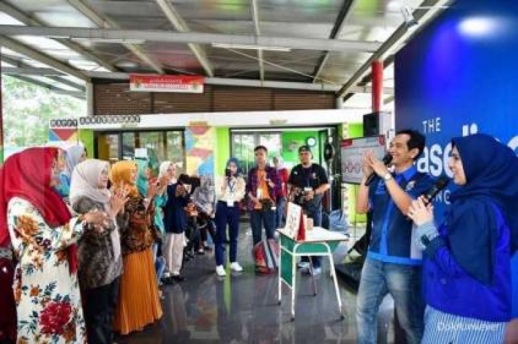 Edukasi untuk Perbaiki Kondisi Kulit Masyarakat Rawan Banjir
