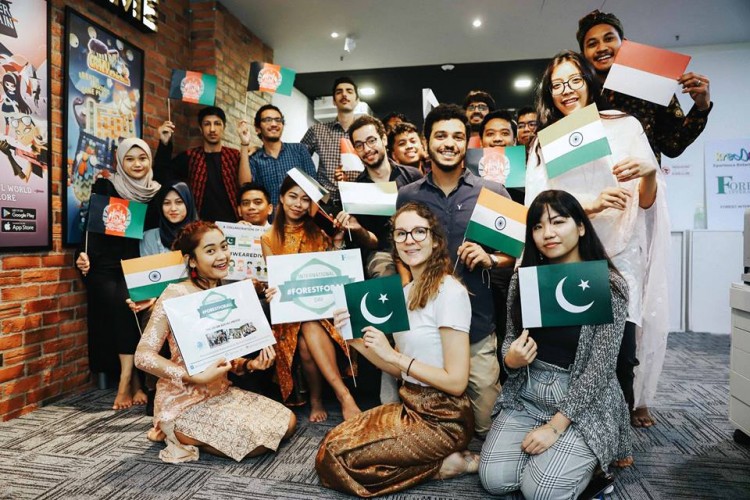 Menyatukan Keberagaman dengan “Let’s Play Games!”