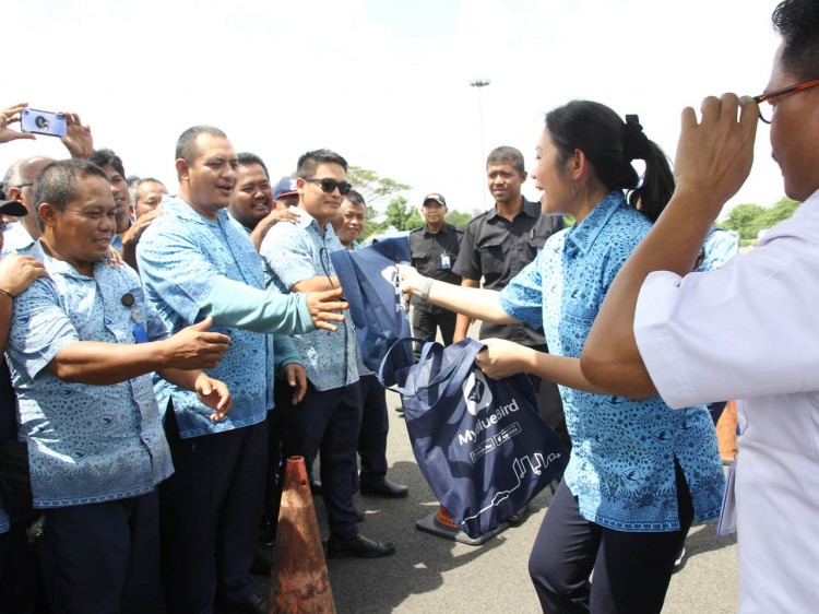 Karena Karyawan Aset Paling Berharga: Komunikasi Bluebird Lebih Terstruktur 