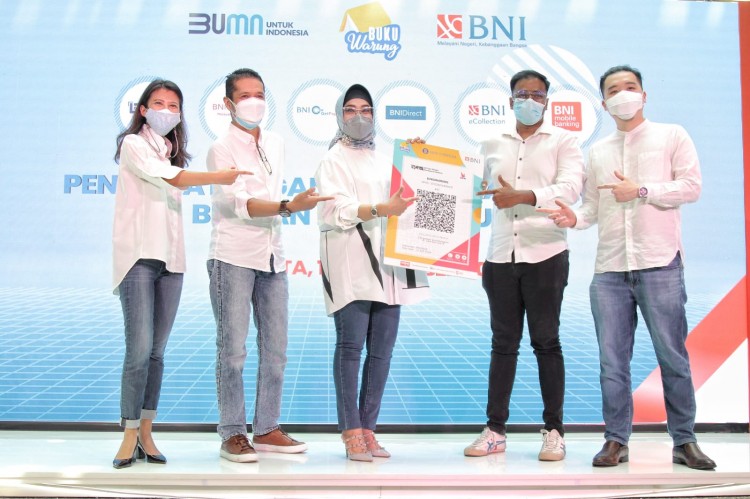 BNI dan BukuWarung Kolaborasi Dorong Transaksi QRIS untuk Merchant UMKM