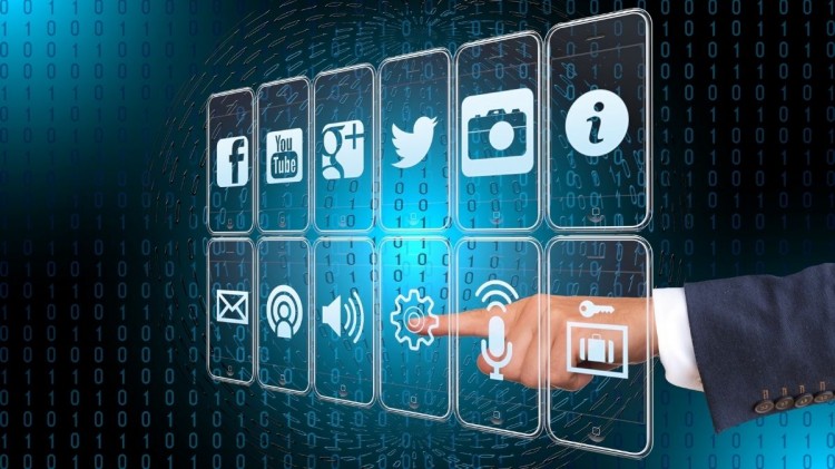 Kebebasan Berpendapat dalam Mengelola Literasi Digital