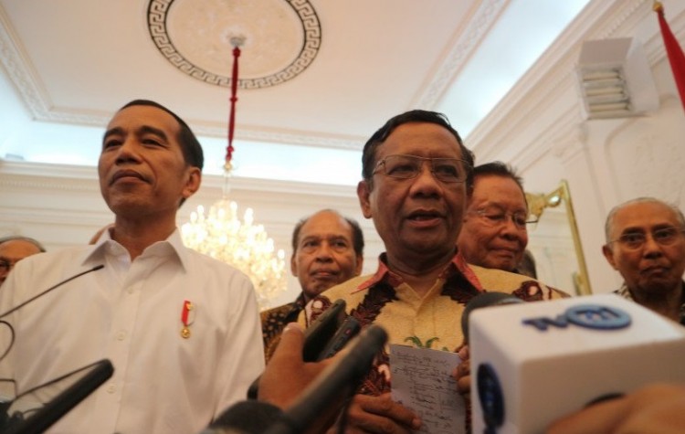Gerak Cepat, Jokowi Tunjuk Mahfud MD Jadi Plt Menteri Kominfo