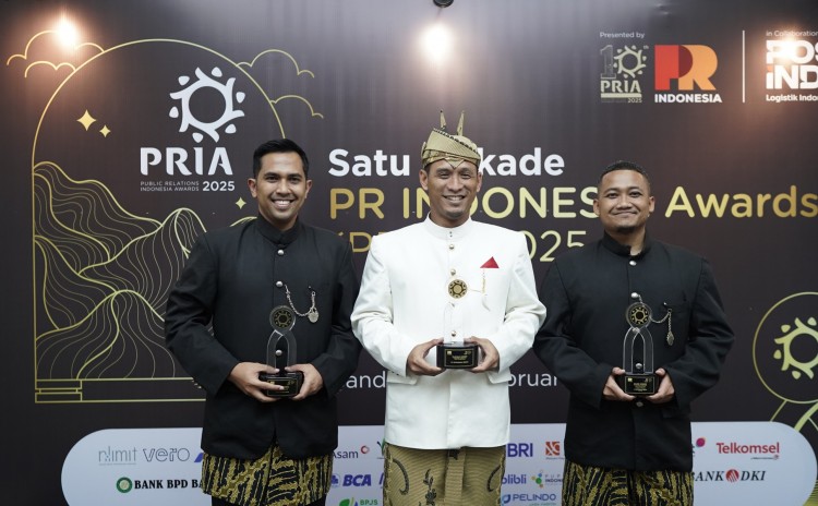 Optimalkan Komunikasi Perusahaan, Petrokimia Gresik Jadi Platinum Winner di Ajang PRIA 2025