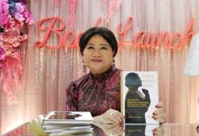 Prita Kemal Gani Luncurkan Buku Biografi 30 Tahun sebagai Pendidik